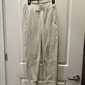 The North Face Cream Fleece Joggers